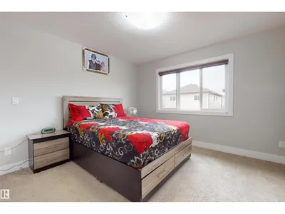 2617 21a AV NW photo 34