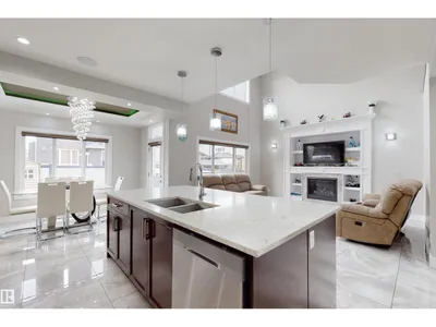 2617 21a AV NW photo 10