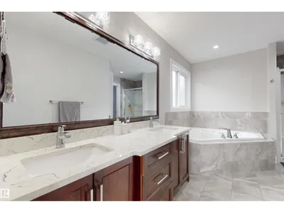 2617 21a AV NW photo 29