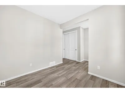 1516 205 ST NW photo 21