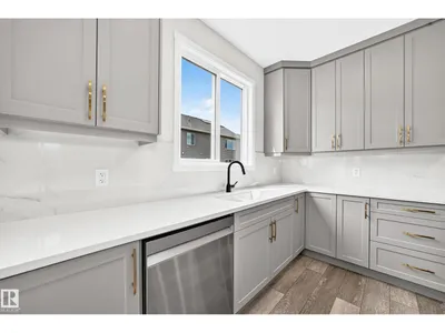 1516 205 ST NW photo 12