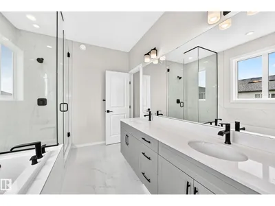 1516 205 ST NW photo 32