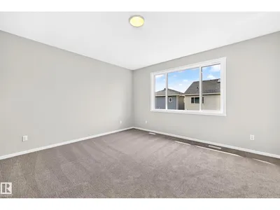 1516 205 ST NW photo 28