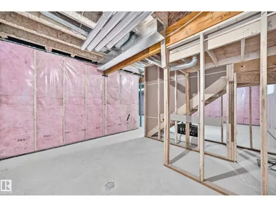 1512 205 ST NW photo 56