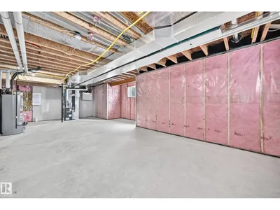 1512 205 ST NW photo 57
