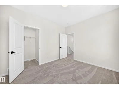 1512 205 ST NW photo 38
