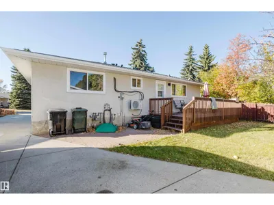 67 STARLING DR photo 42