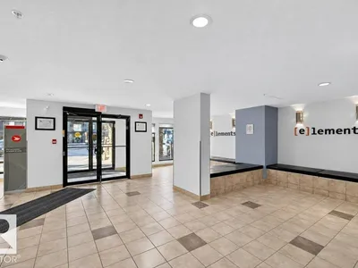 #103 508 ALBANY WY NW photo 17
