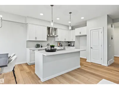 19451 21 AV NW photo 6