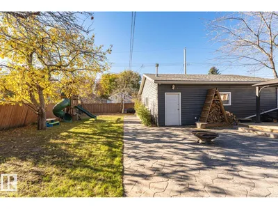 11926 55 ST NW photo 39