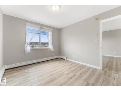 #437 50 WOODSMERE CL photo 20