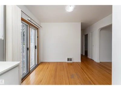 10719 132 ST NW photo 12