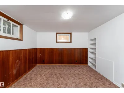 10719 132 ST NW photo 28