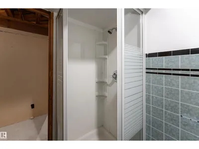 10719 132 ST NW photo 32