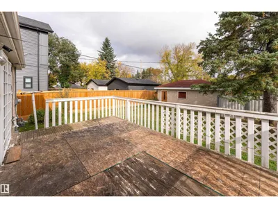 10719 132 ST NW photo 35