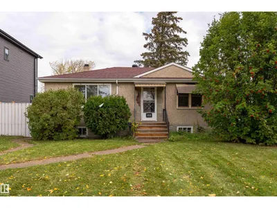 10719 132 ST NW photo 38