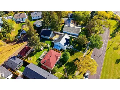 10719 132 ST NW photo 45