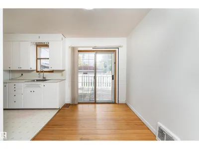 10719 132 ST NW photo 7