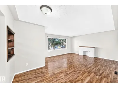 12217 88 ST NW photo 10