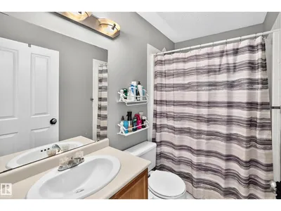 13528 141 AV NW photo 28