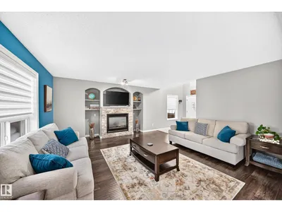 13528 141 AV NW photo 5