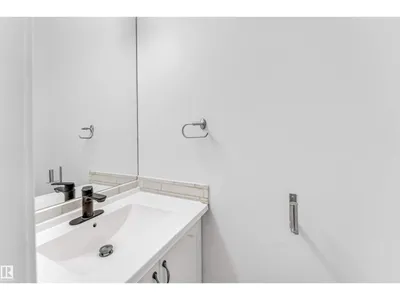 3003 36 ST NW photo 19
