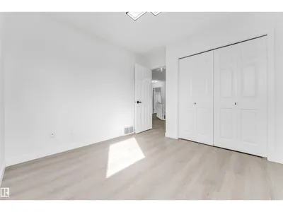 3003 36 ST NW photo 24