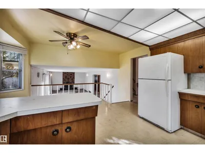 26 GLENWOOD CR photo 13