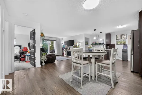 #203 6084 STANTON DR SW photo 3