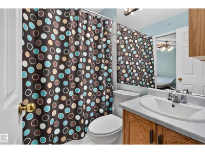 14522 37 ST NW photo 9