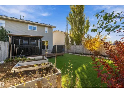 13984 137 ST NW photo 45