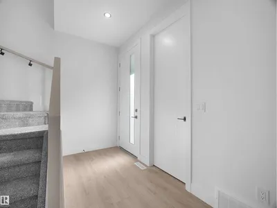 1816 155 AV NW photo 7