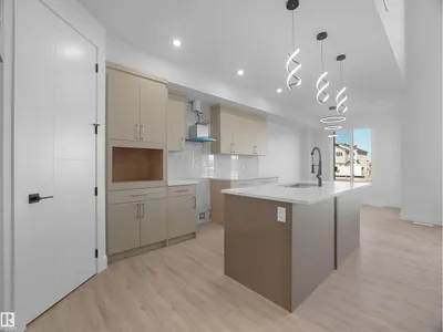 1816 155 AV NW photo 4
