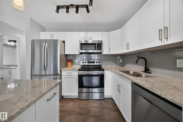 #46 3305 Orchards Link SW SW photo 3