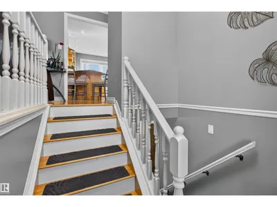 1127 68 St NW photo 6