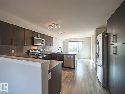 2211 16 AV NW photo 13