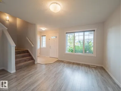 2211 16 AV NW photo 11