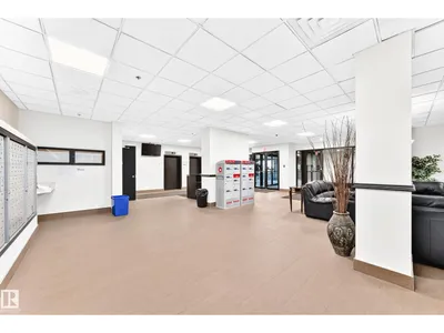 #200 10149 SASKATCHEWAN DR NW photo 19